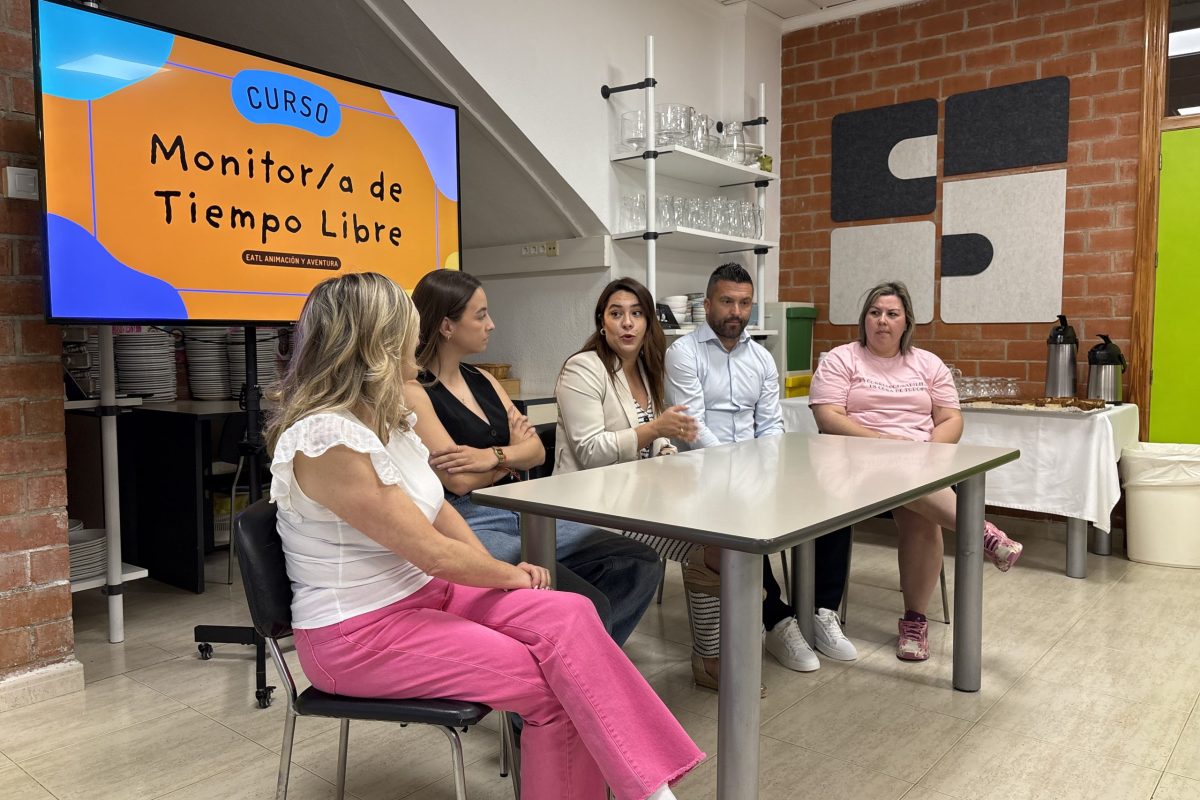 DIRECTORA GENERAL DE JUVENTUD DE LA REGIÓN DE MURCIA, DIRECTORA ERATL CARM, CONCEJALES JUVENTUD MUNICIPIOS REGIÓN DE MURCIA